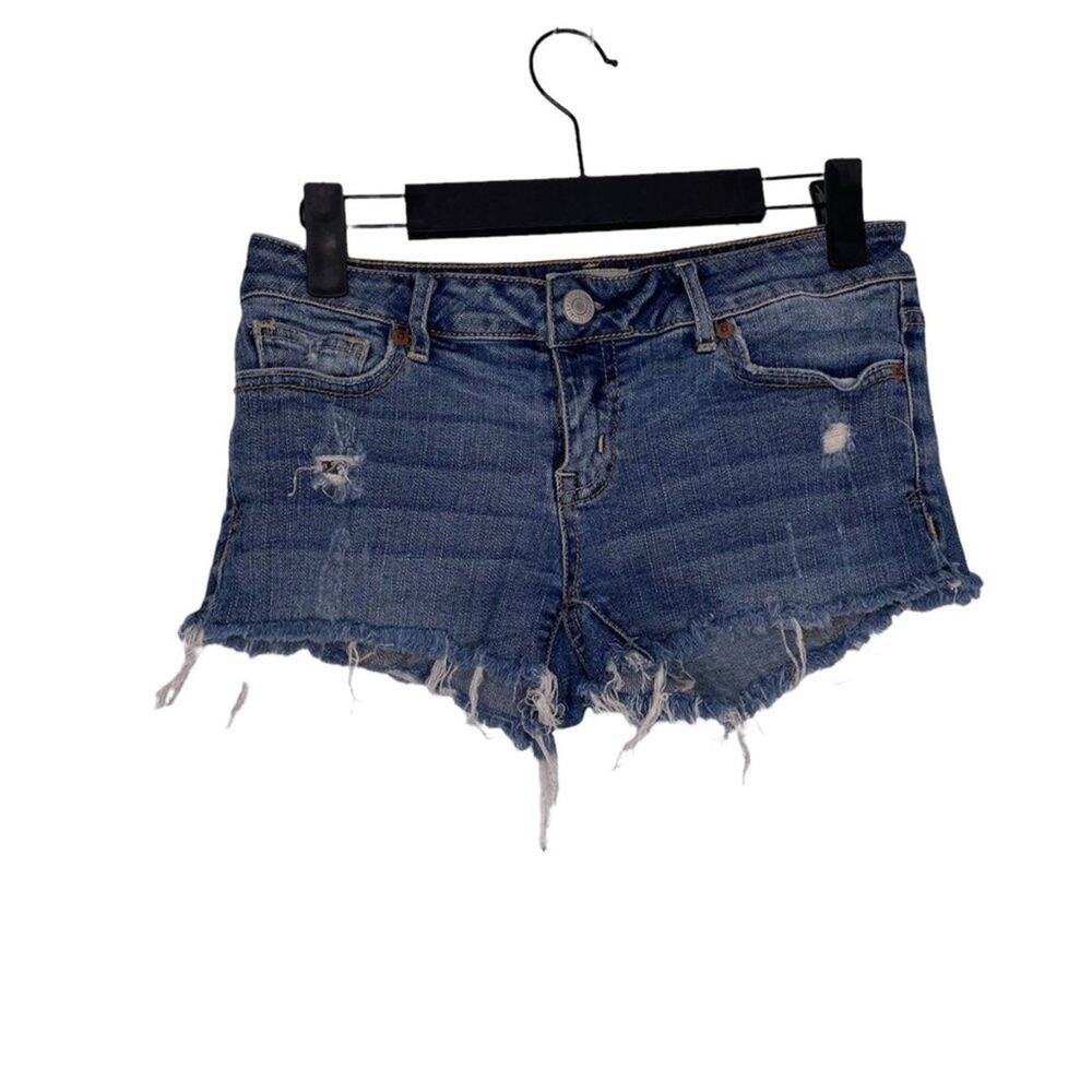 Aeropostale Womens Shorts Size 4 Denim Blue Distressed Casual Cutoff Jean